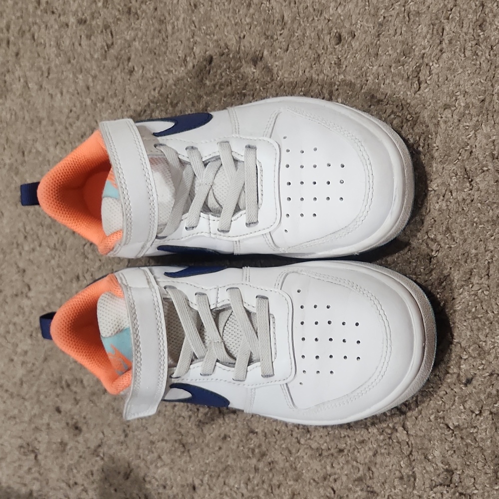 Nike shoes